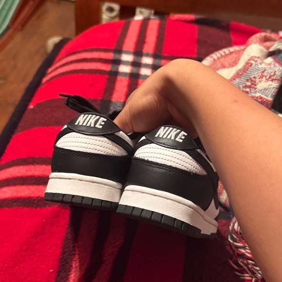 panda dunks - Picture 4 of 4